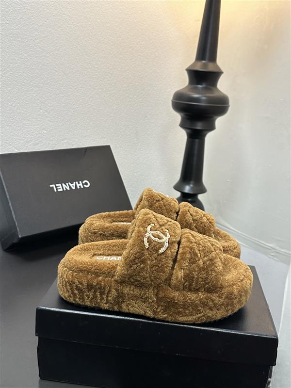 2025112818443325 290